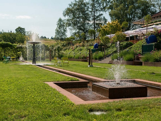 Brunnen und Skulpturen Brunnen und Skulpturen